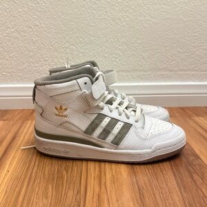 Adidas Forum Mid sneaker in the 'White Orbit Green' colorway